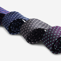 Geometric Foulard Patterned Silk Ties