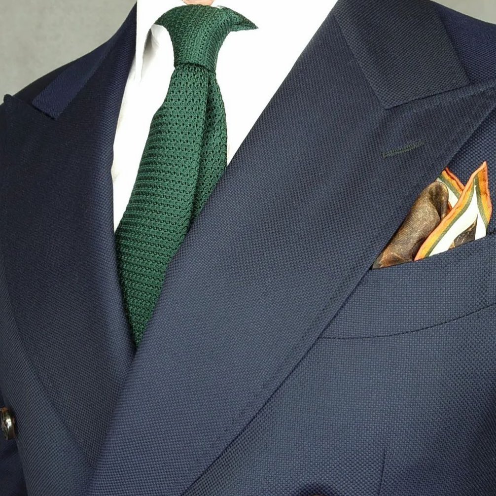 Domaso Grenadine Dark Green Silk Tie - Regular Length - 58 inches (recommended for men up to 6'1) Domaso Grenadine Dark Green Silk Tie - Regular Length - 58 inches (recommended for men up to 6'1)