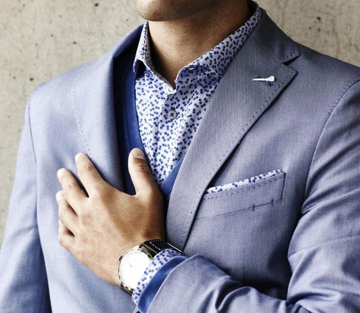 How To Wear A Suit Without A Tie