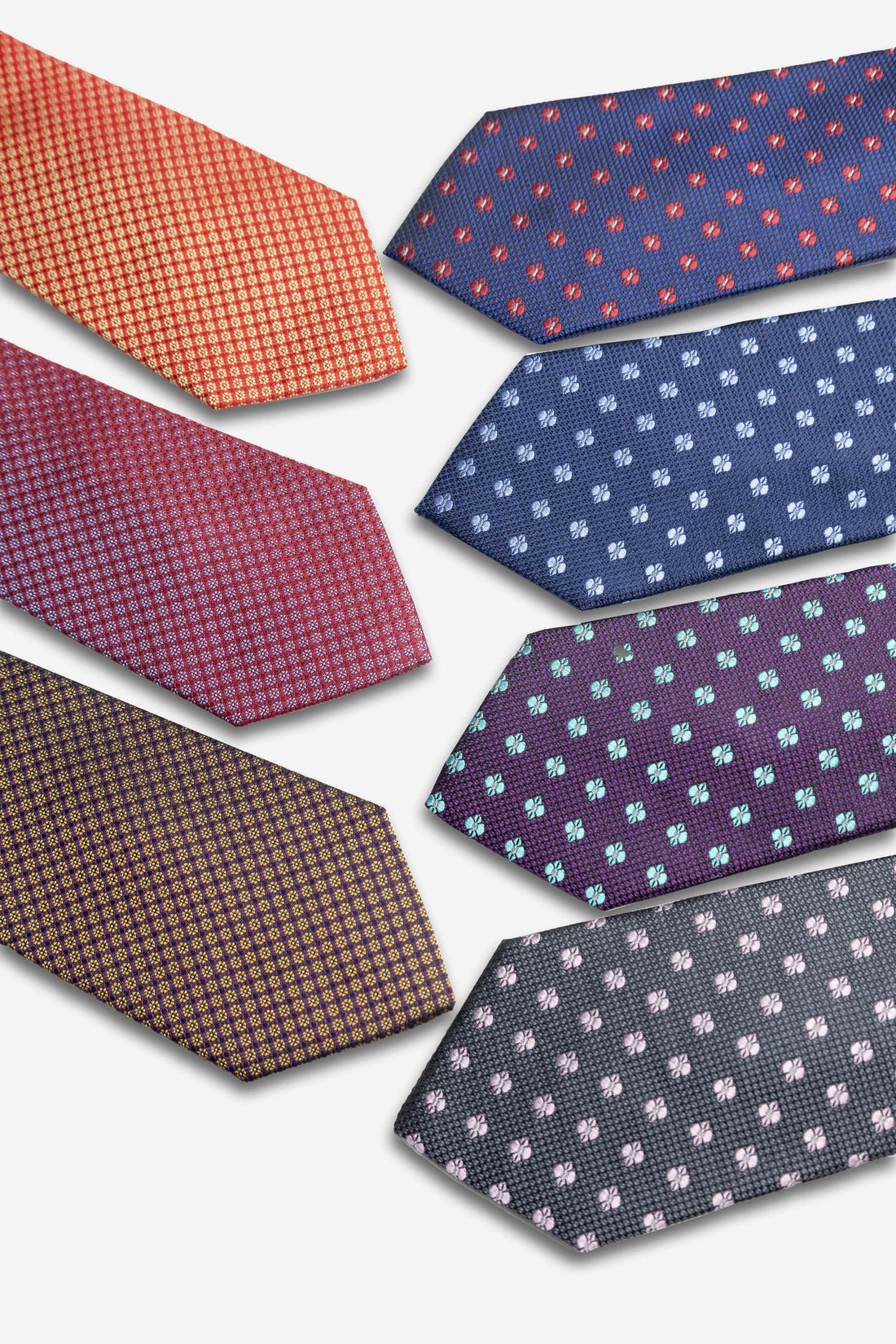 Geometric Foulard Patterned Silk Ties 