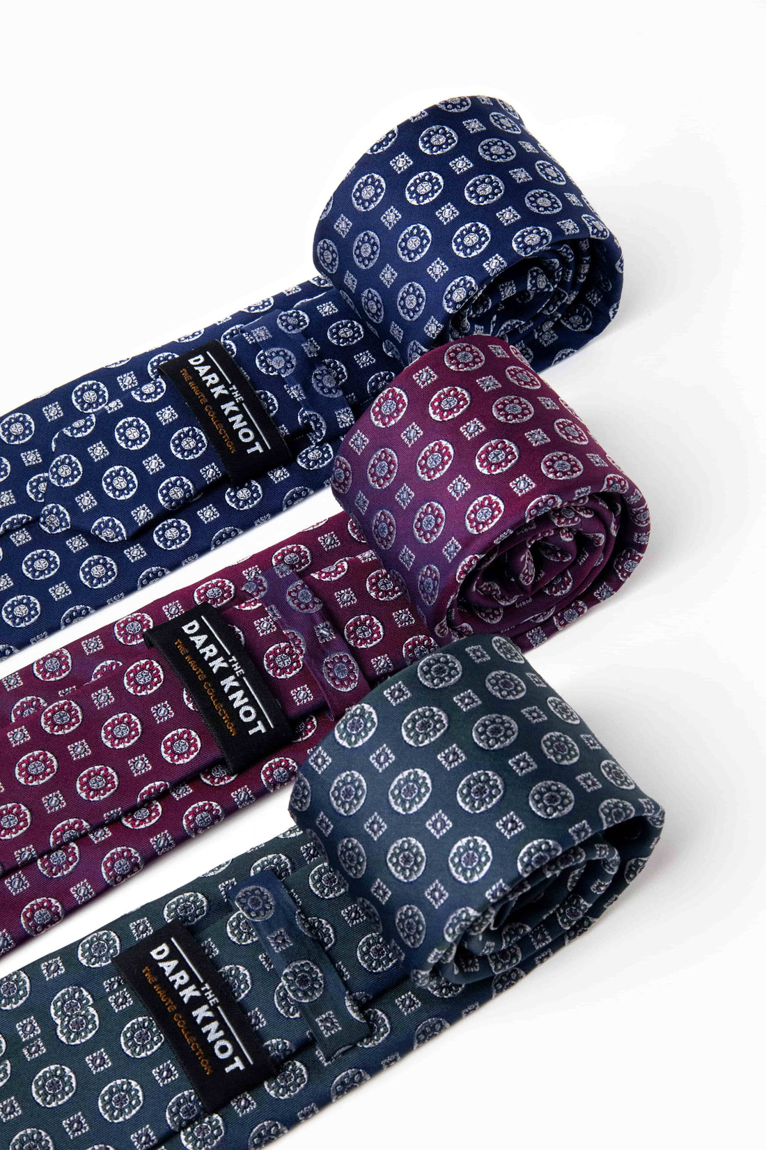 Geometric Foulard Patterned Silk Ties 