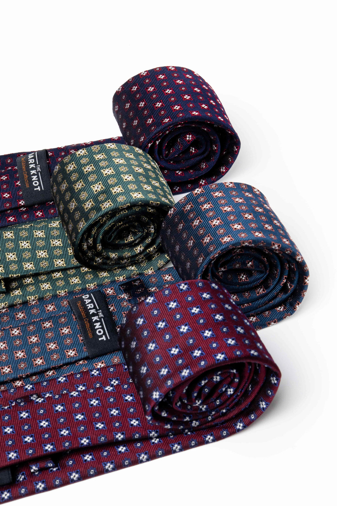 Geometric Foulard Patterned Silk Ties 