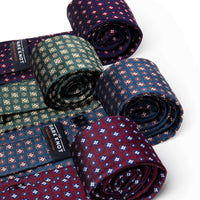 Geometric Foulard Patterned Silk Ties 
